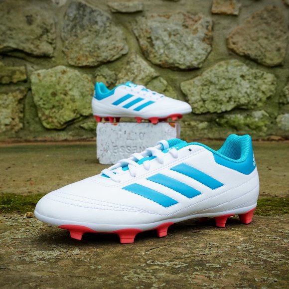 soccer shoes size 6.5